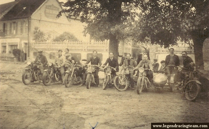 Une sortie du Motoclub de France, section tourisme.