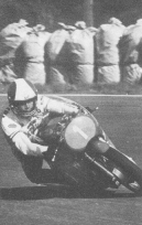 Agostini remporte le Grand Prix d'Imatra (Finlande) en juillet 1973 sur 350cc.
