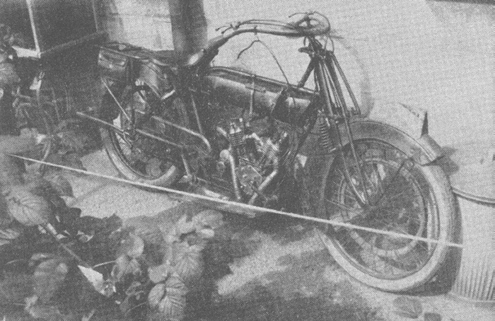 To discover a machine in this state needs a little luck. A 1913 Lea Francis with 400 cc twin JAP engine, fully enclosed chains, two-speed gearbox with hand and foot clutch, and low-pressure tyres, in as found condition.