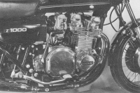 Autre exemple de moteur désormais classique: le 1000 quatre cylindres quatre temps double ACT Kawasaki. Un moteur qui a fait ses preuves en gagnant deux fois le Bol d'Or. (Moto Revue)