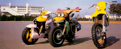 De gauche à droite: la Ugly Duck, la Lander et la XF5. Trois deux roues motrices pour affirmer la prise de position de Suzuki: servir de plus près le monde des loisirs sur deux roues.